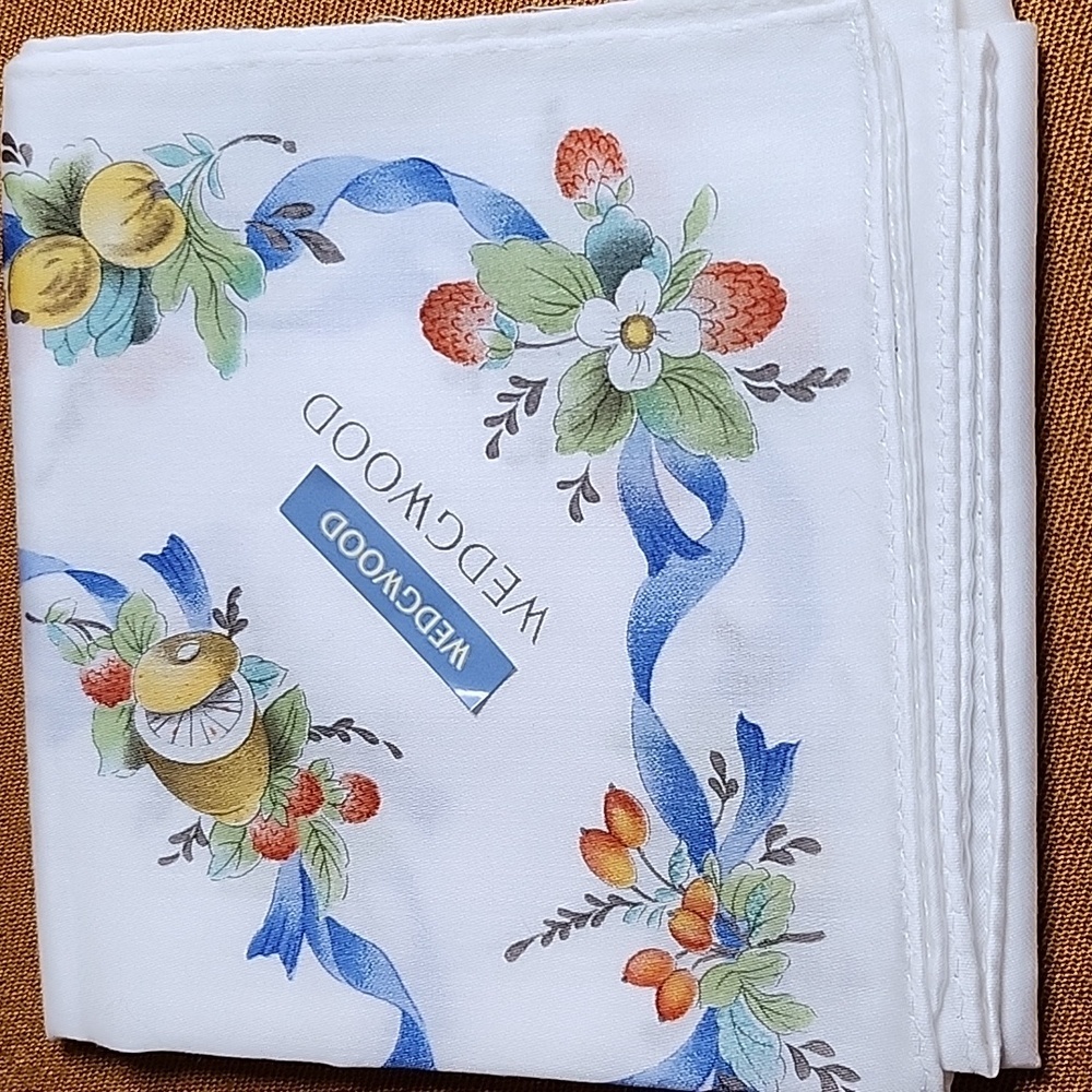Wedgwood Handkerchief Cotton Brandnew